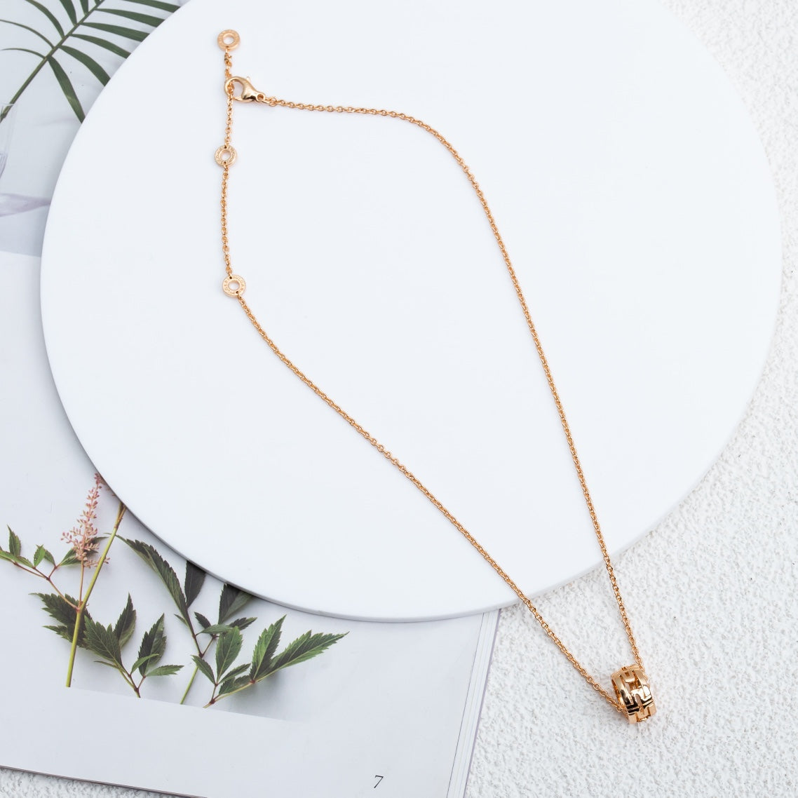 [BloomBling]PARENTESI NECKLACE PINK GOLD