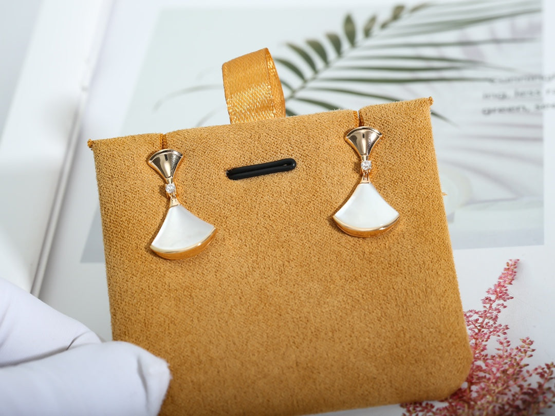 [BloomBling]DREAM MOP PINK GOLD EARRINGS