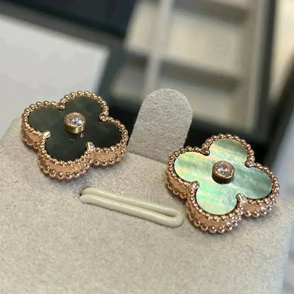 [BloomBling]CLOVER MEDIUM 1 MOTIFS GRAY MOP  DIAMOND EARRINGS
