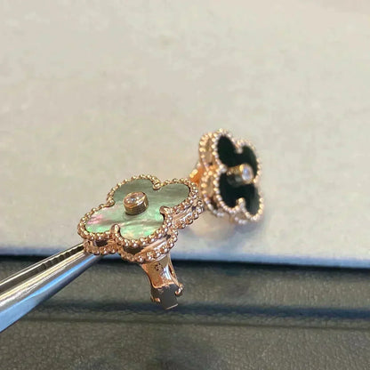 [BloomBling]CLOVER MEDIUM 1 MOTIFS GRAY MOP  DIAMOND EARRINGS