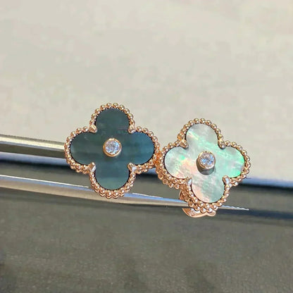[BloomBling]CLOVER MEDIUM 1 MOTIFS GRAY MOP  DIAMOND EARRINGS