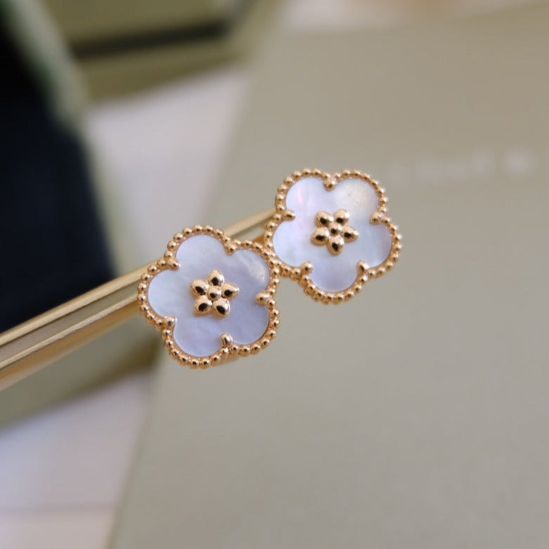 [BloomBling]LUCKY PINK GOLD WHITE MOP EARRINGS