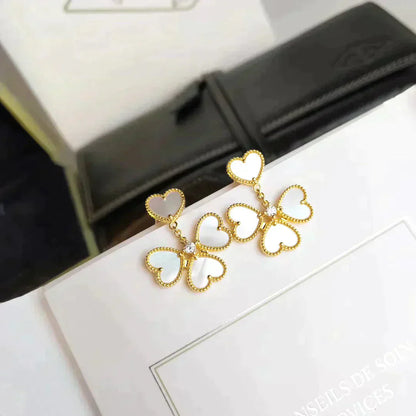 [BloomBling]CLOVER SWEET WHITE MOP EARRINGS