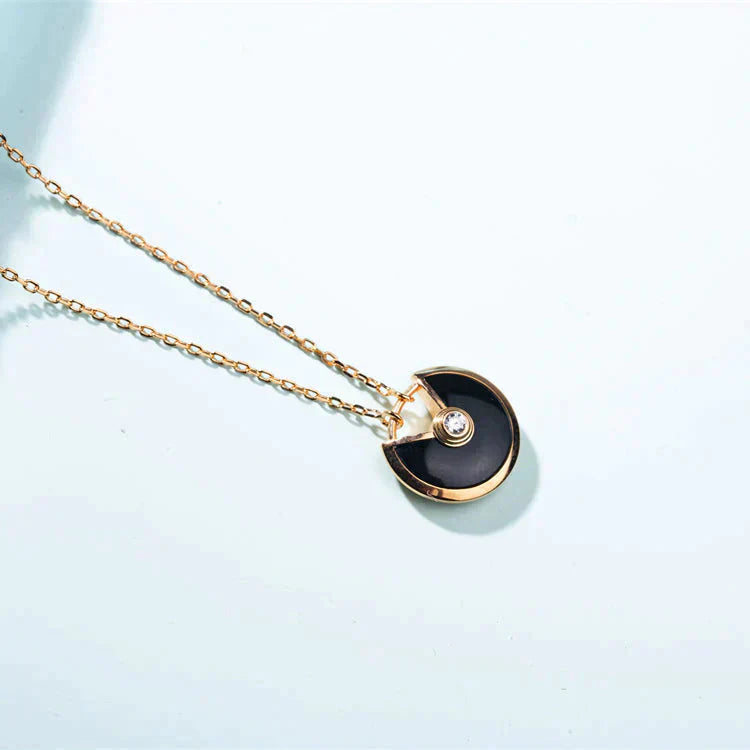 [BloomBling]AMULETTE GOLD CARNELIAN ONYX NECKLACE