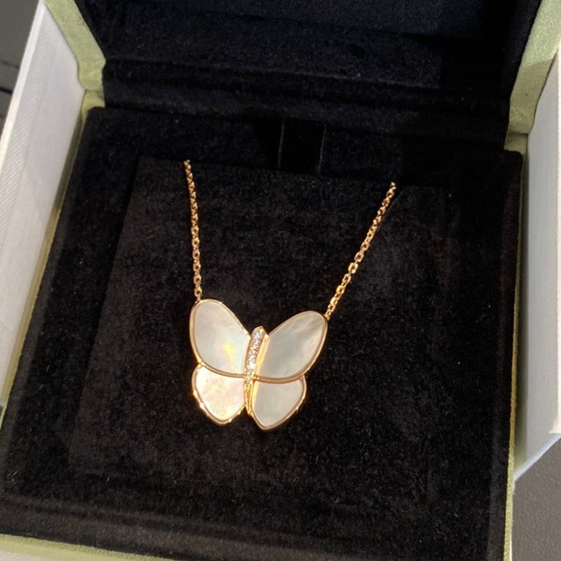 [BloomBling]BUTTERFLY GOLD MOP DIAMOND NECKLACE