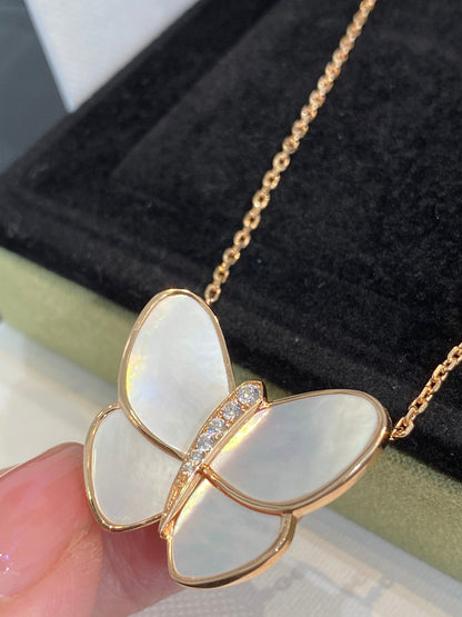 [BloomBling]BUTTERFLY GOLD MOP DIAMOND NECKLACE
