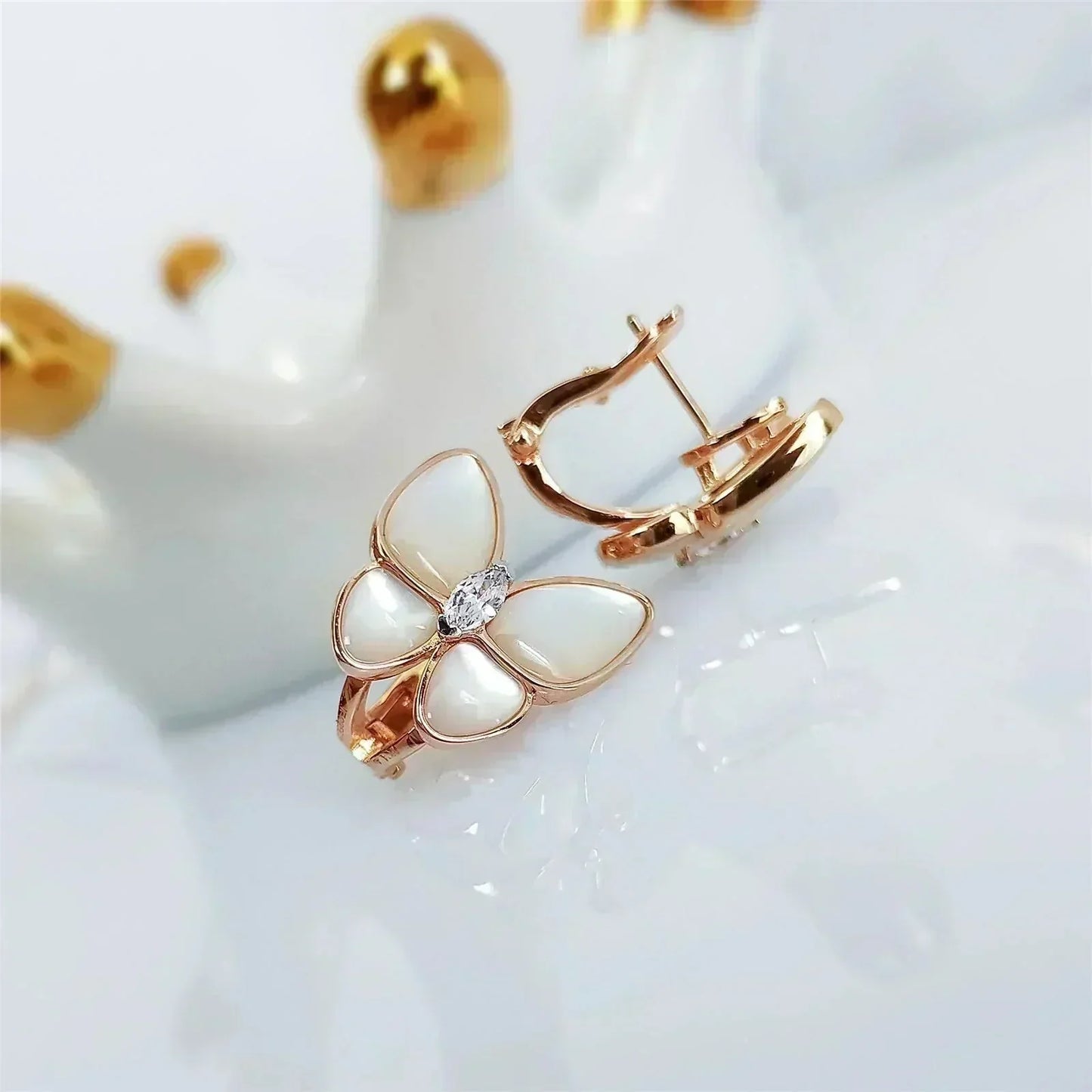 [BloomBling]BUTTERFLY MOP DIAMOND EARRINGS