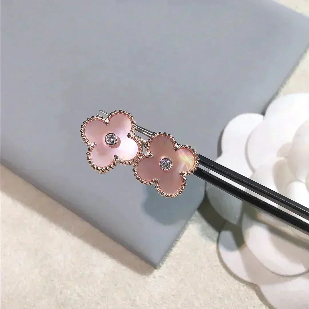 [BloomBling]CLOVER MEDIUM 1 MOTIFS  PINK MOP DIAMOND EARRINGS