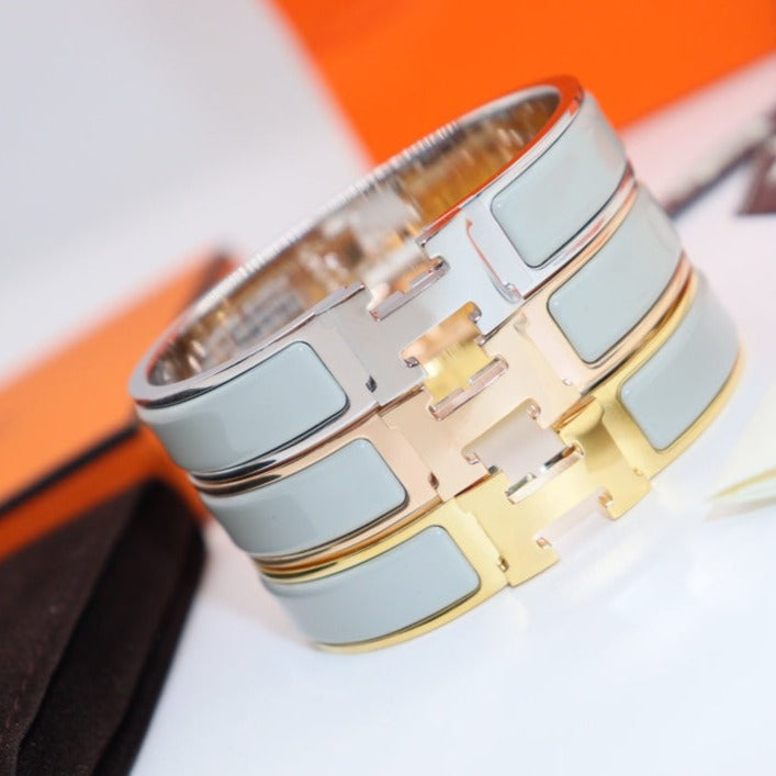 [BloomBling]H LIGHT BLUE BRACELET