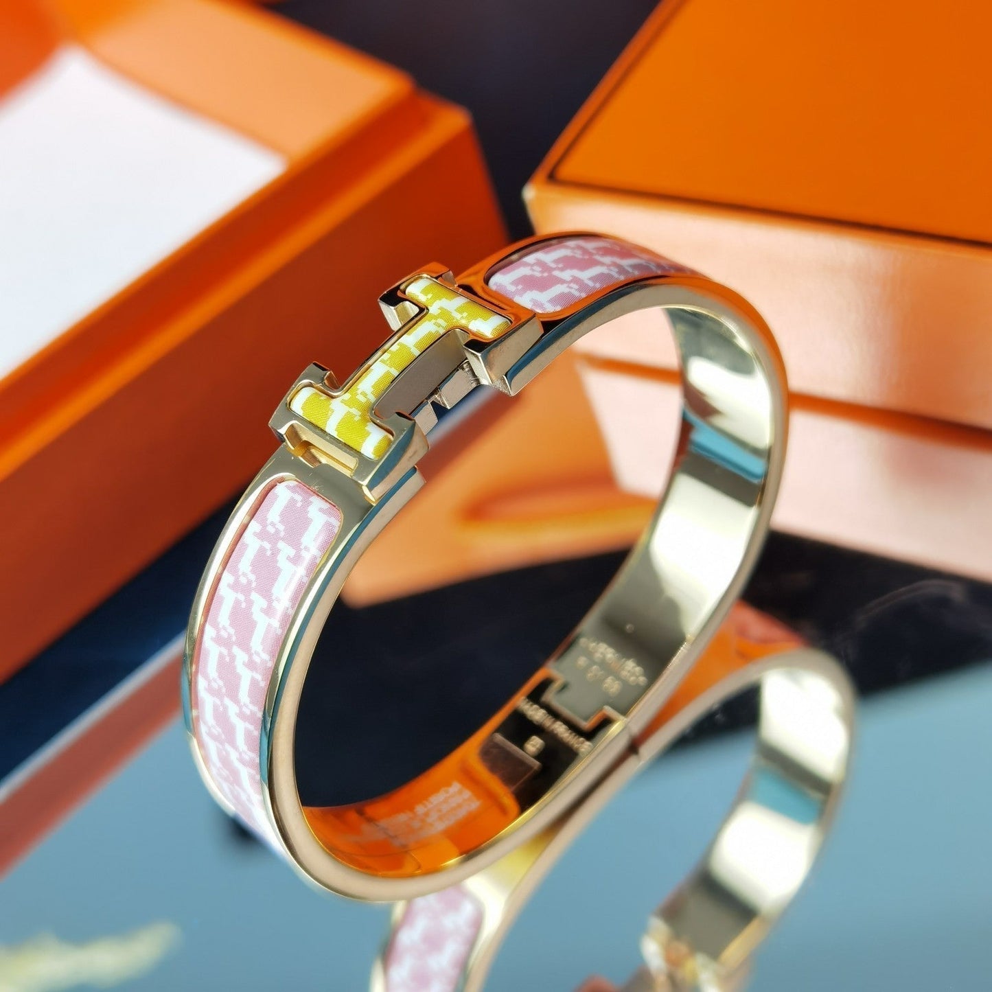 [BloomBling]H HORSE BRACELET 12MM