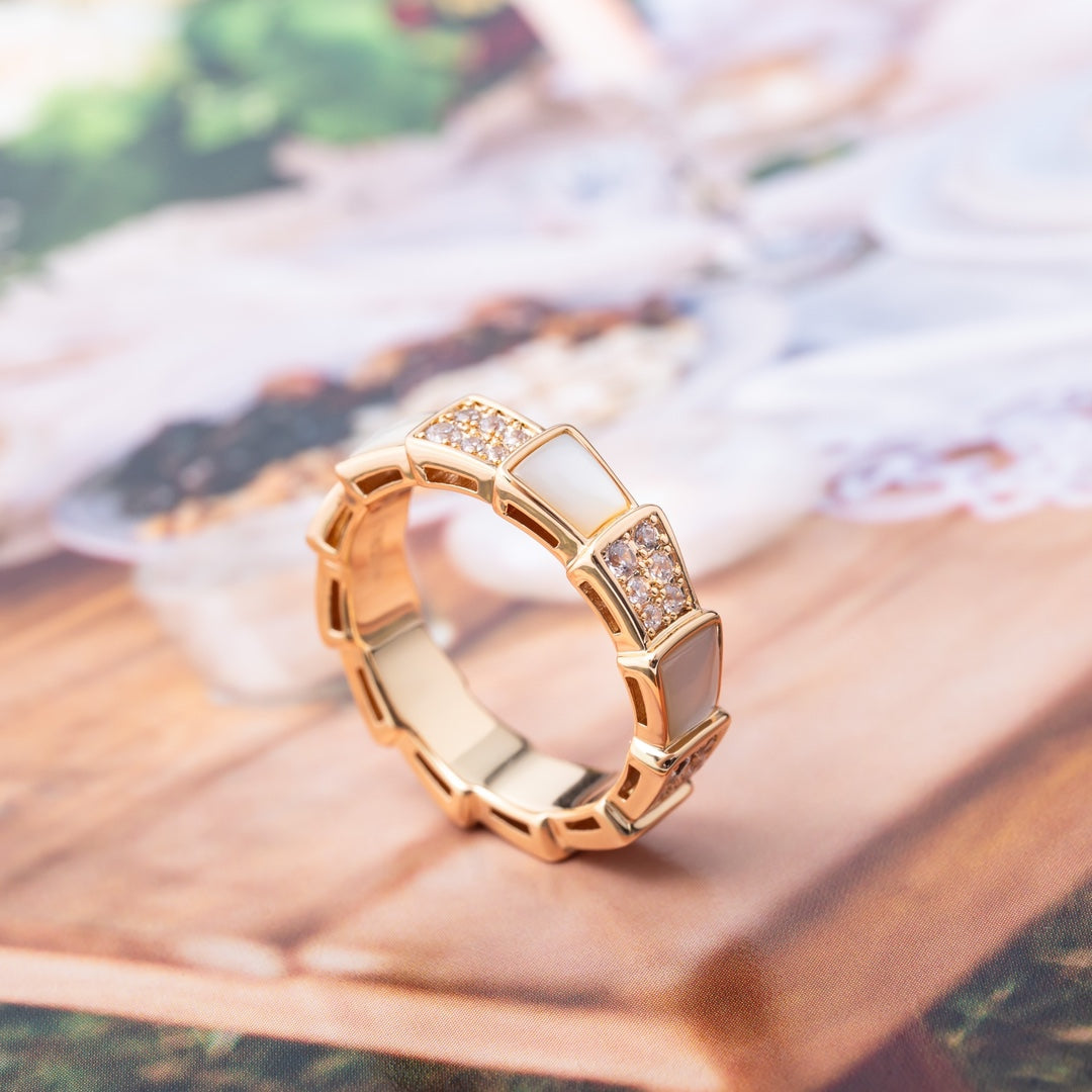 [BloomBling]SERPENTI RING PINK GOLD MOP DIAMOND PAVED 4MM