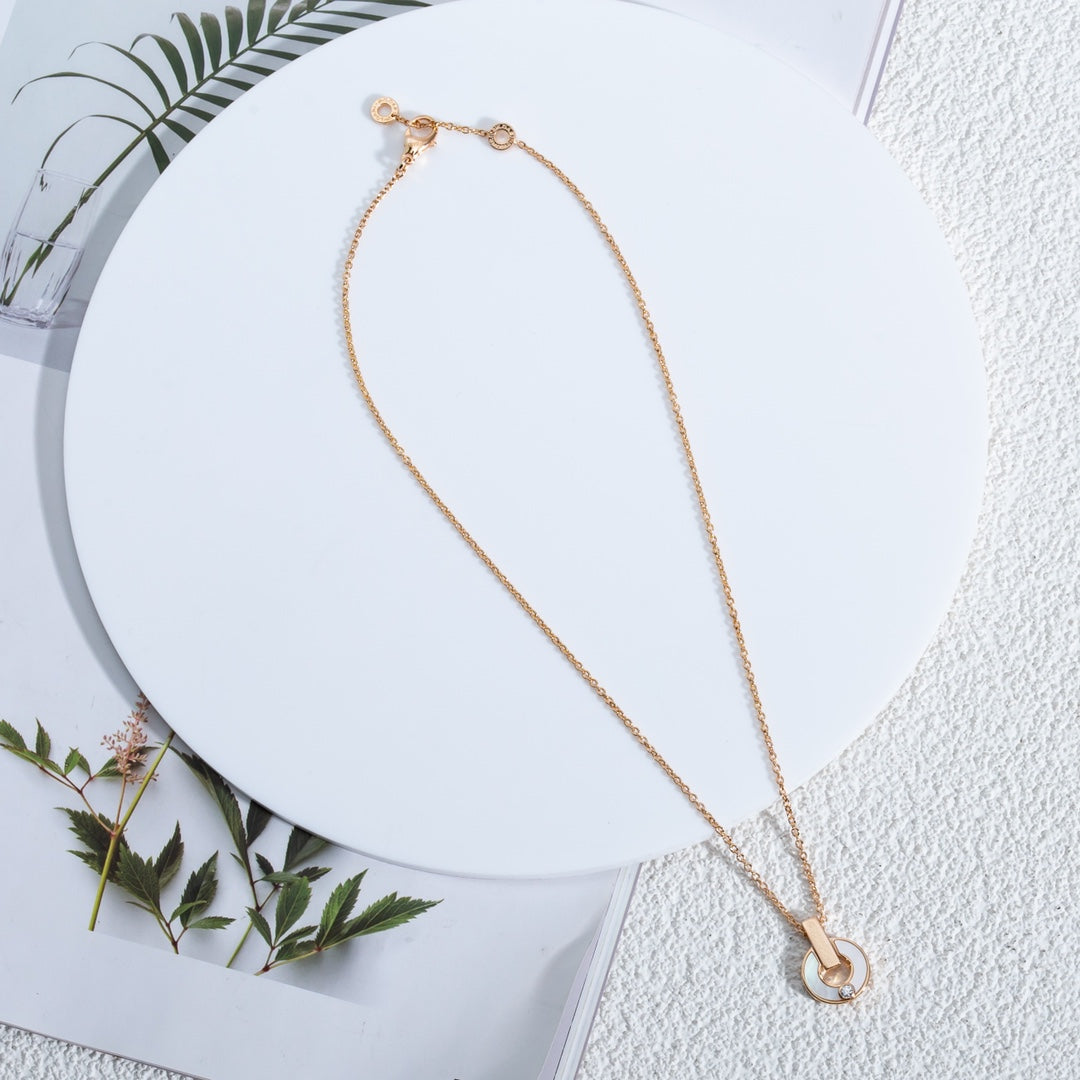 [BloomBling]GARI NECKLACE PINK GOLD MOP