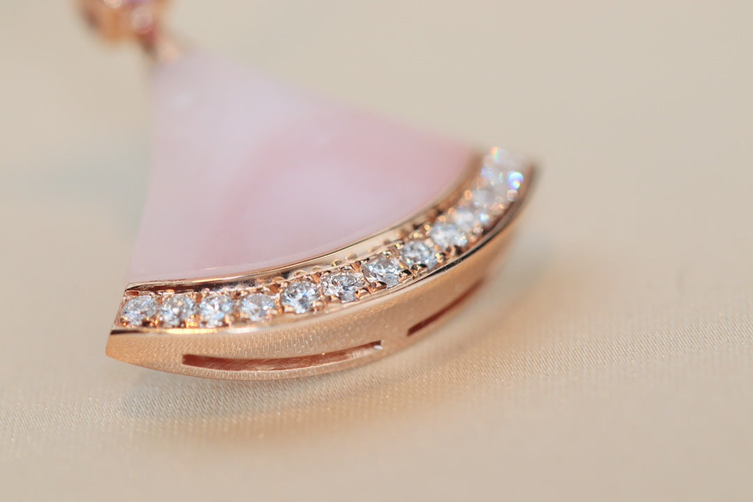 [BloomBling]DREAM NECKLACE PINK MOP DIAMOND