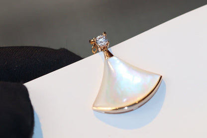 [BloomBling]DREAM NECKLACE WHITE MOP PINK GOLD 1 DIAMOND