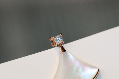 [BloomBling]DREAM NECKLACE WHITE MOP PINK GOLD 1 DIAMOND