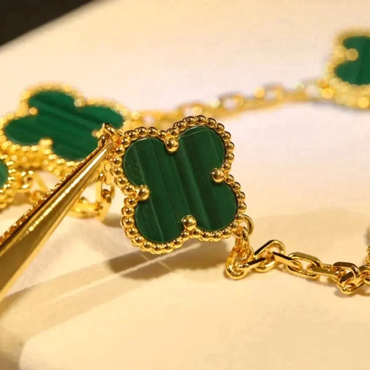 [BloomBling]CLOVER 5 MOTIFS MALACHITE BRACELET