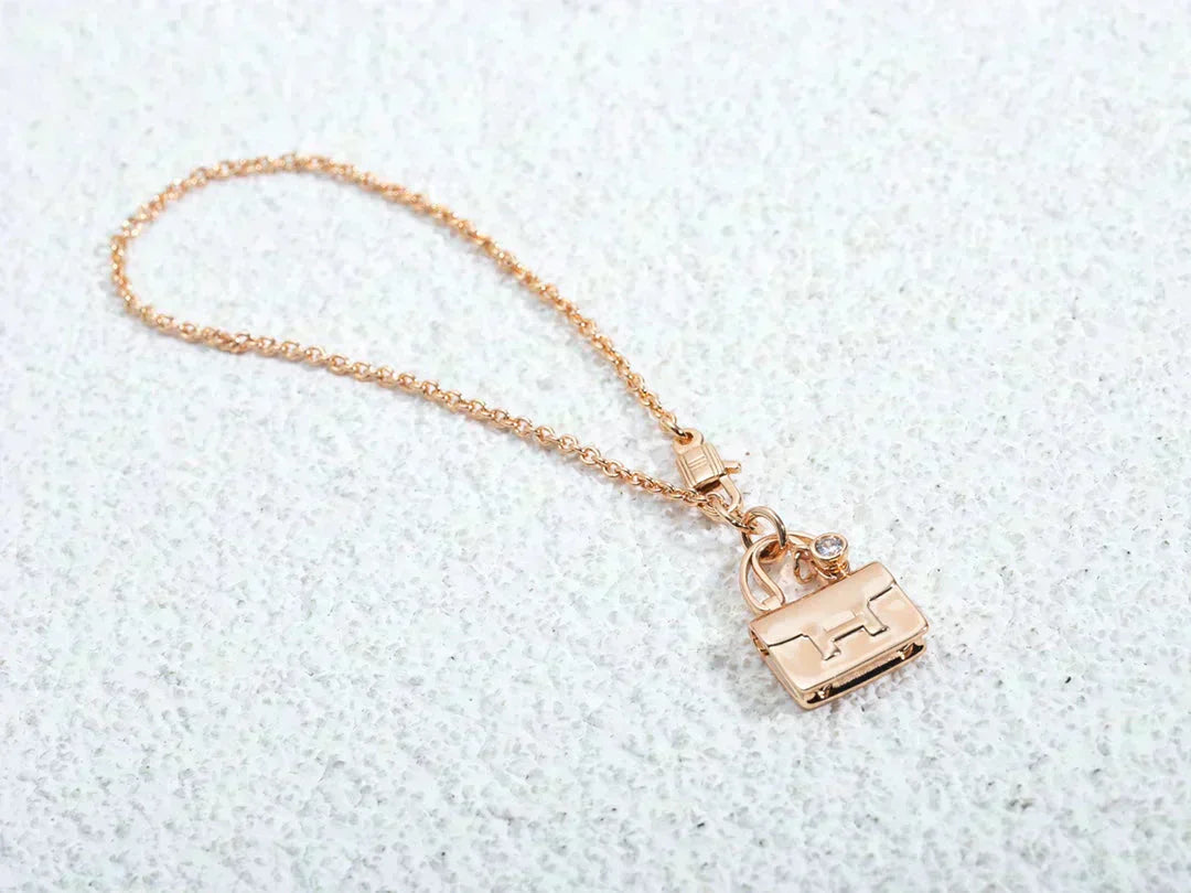 [BloomBling]AMULETTE PEDANT ROSE GOLD NECKLACE