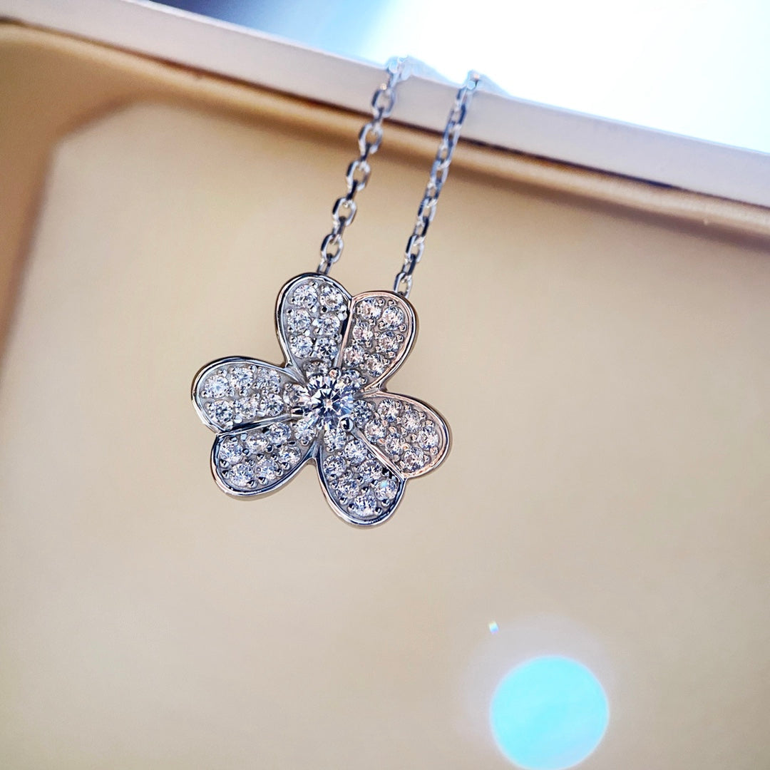 [BloomBling]CLOVER DIAMOND NECKLACE SILVER