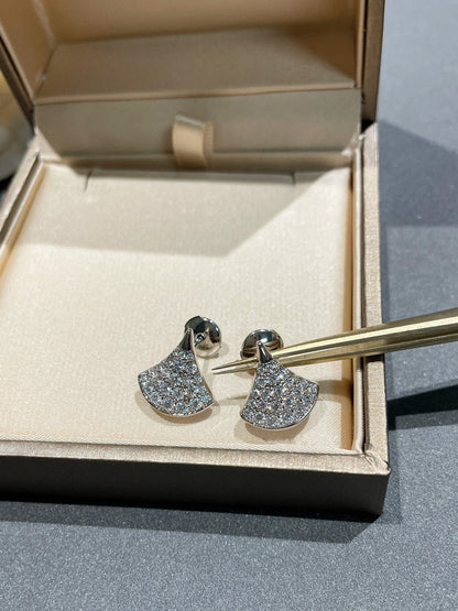 [BloomBling]DREAM STUD EARRINGS DIAMOND