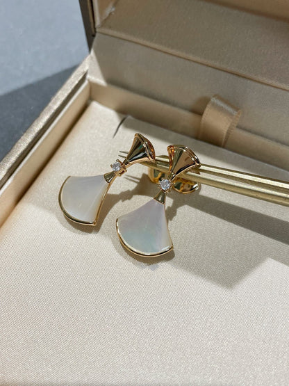 [BloomBling]DREAM MOP 1 DIAMOND EARRINGS