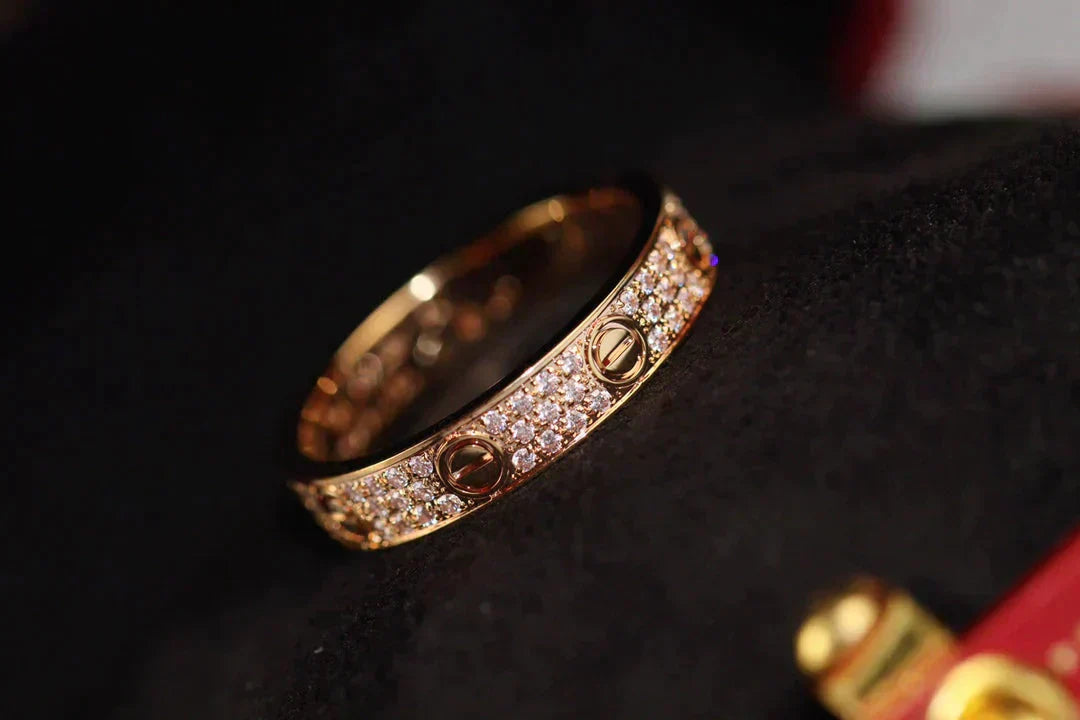 [BloomBling]LOVE RING 3.6MM DIAMOND PAVED