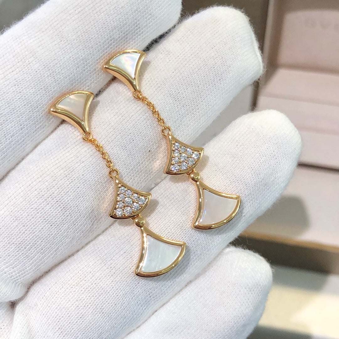 [BloomBling]DREAM EARRINGS 3 MOTIFS DIAMOND MOP PINK GOLD