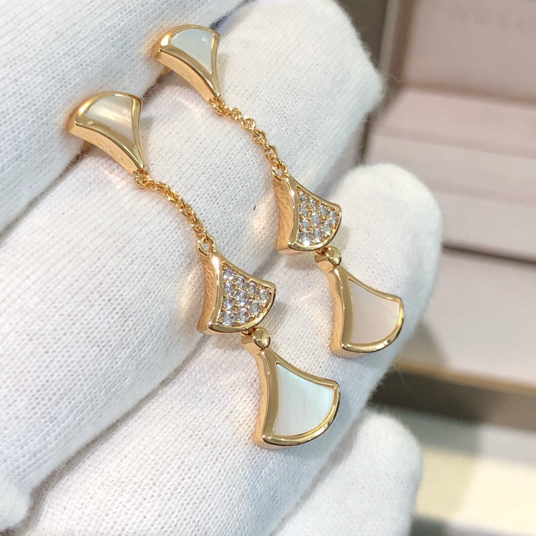 [BloomBling]DREAM EARRINGS 3 MOTIFS DIAMOND MOP PINK GOLD
