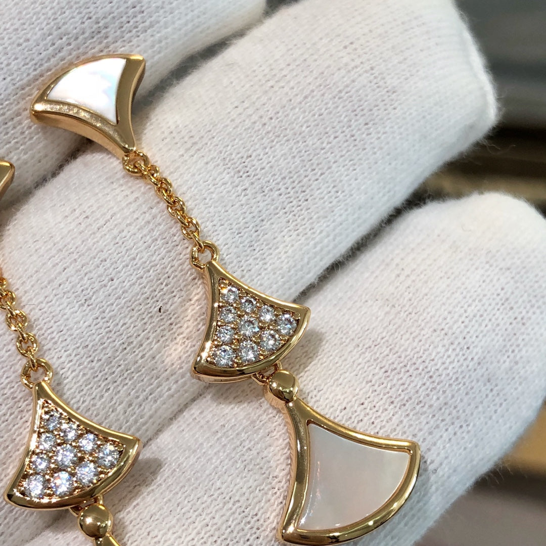 [BloomBling]DREAM EARRINGS 3 MOTIFS DIAMOND MOP PINK GOLD