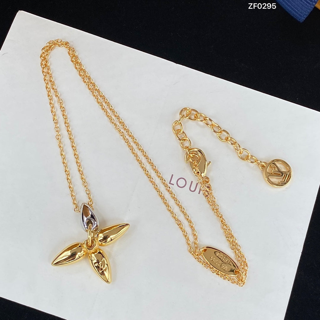 [BloomBling]LOUISETTE PEDANT GOLD NECKLACE