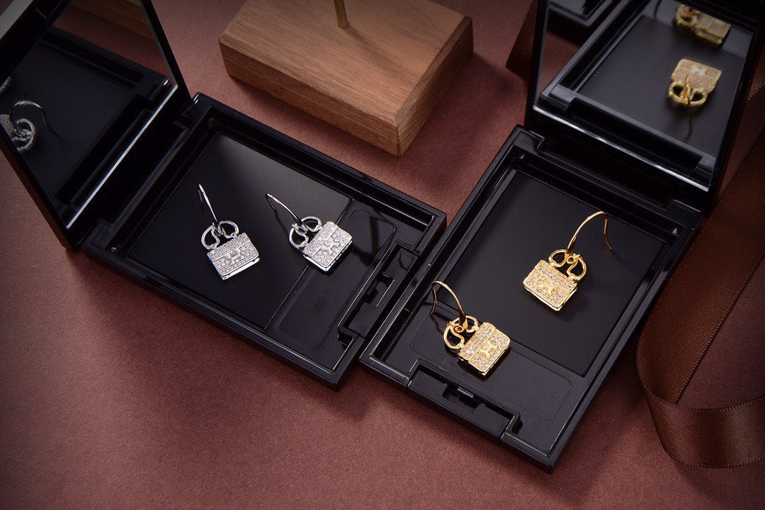 [BloomBling]KELLY DIAMOND EARRINGS