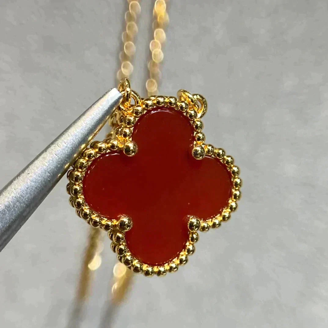 [BloomBling]CLOVER 15MM CARNELIAN SINGLE FLOWER NECKLACE