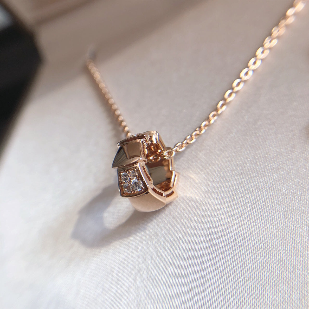 [BloomBling]SERPENTI PEDANT DIAMOND PINK GOLD NECKLACE