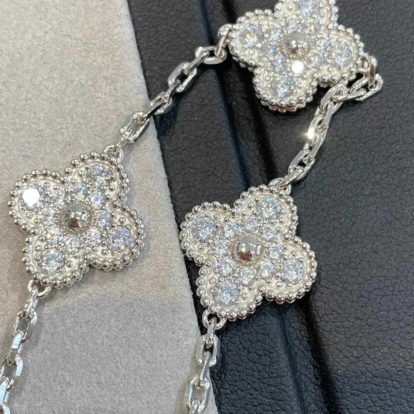 [BloomBling]CLOVER 5 MOTIFS  DIAMOND BRACELET SILVER