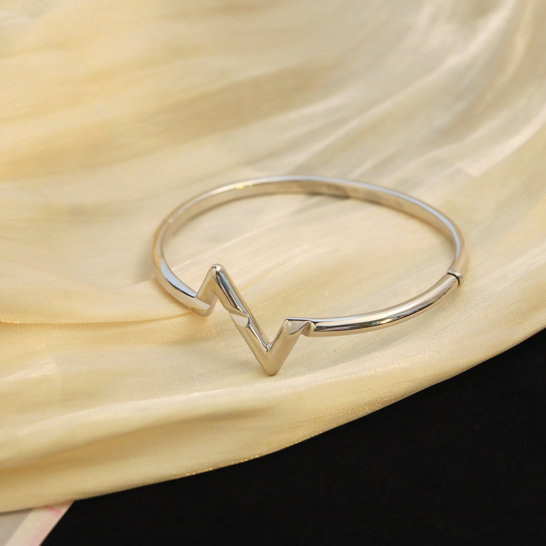 [BloomBling]VOLTE UPSITE DOWN BRACELET