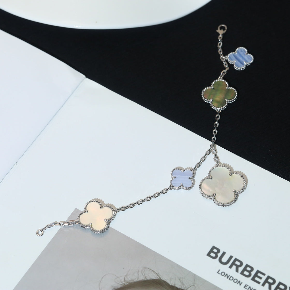 [BloomBling]CLOVER BRACELET 5 MOTIFS MOP CHALCEDONY SILVER