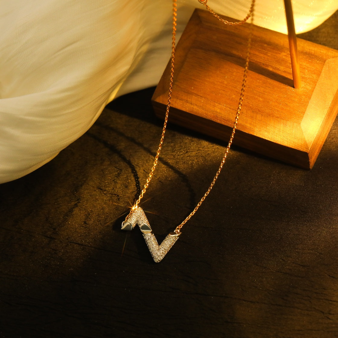 [BloomBling]VOLT SILVER DIAMOND PEDANT NECKLACE