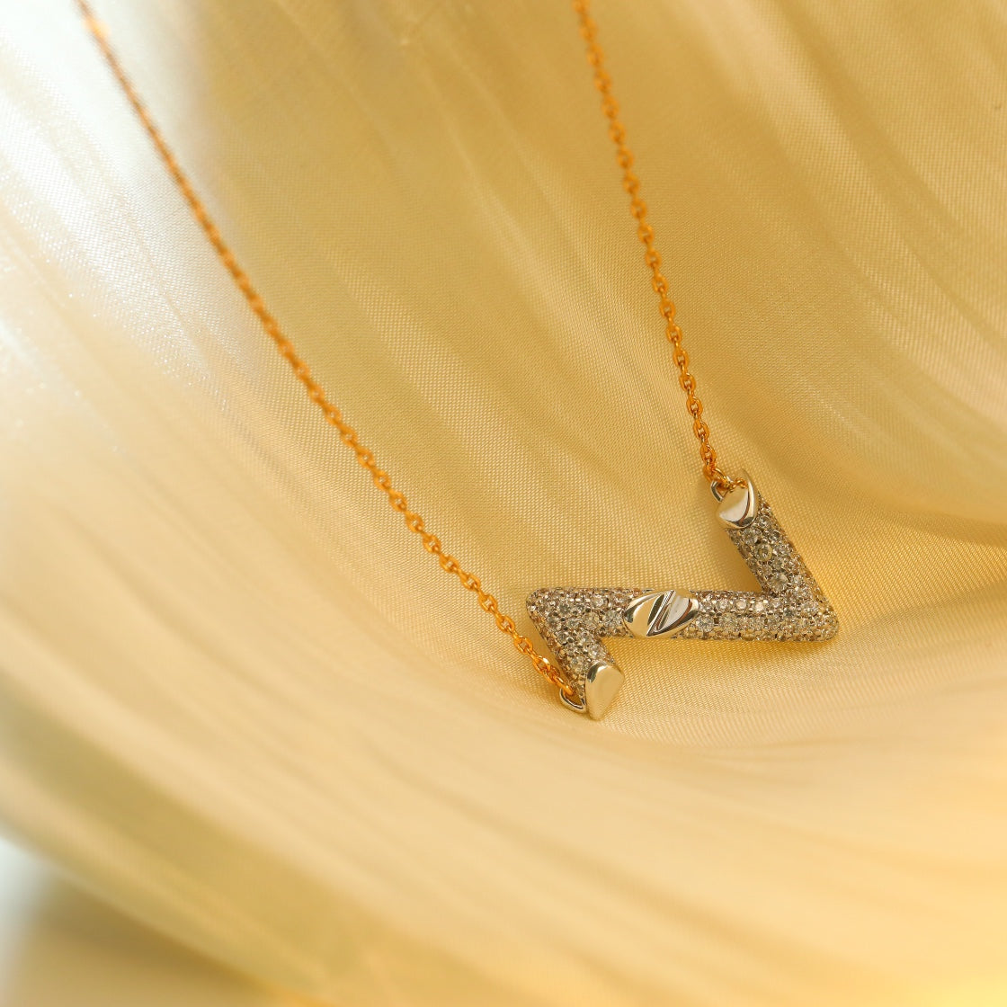 [BloomBling]VOLT SILVER DIAMOND PEDANT NECKLACE
