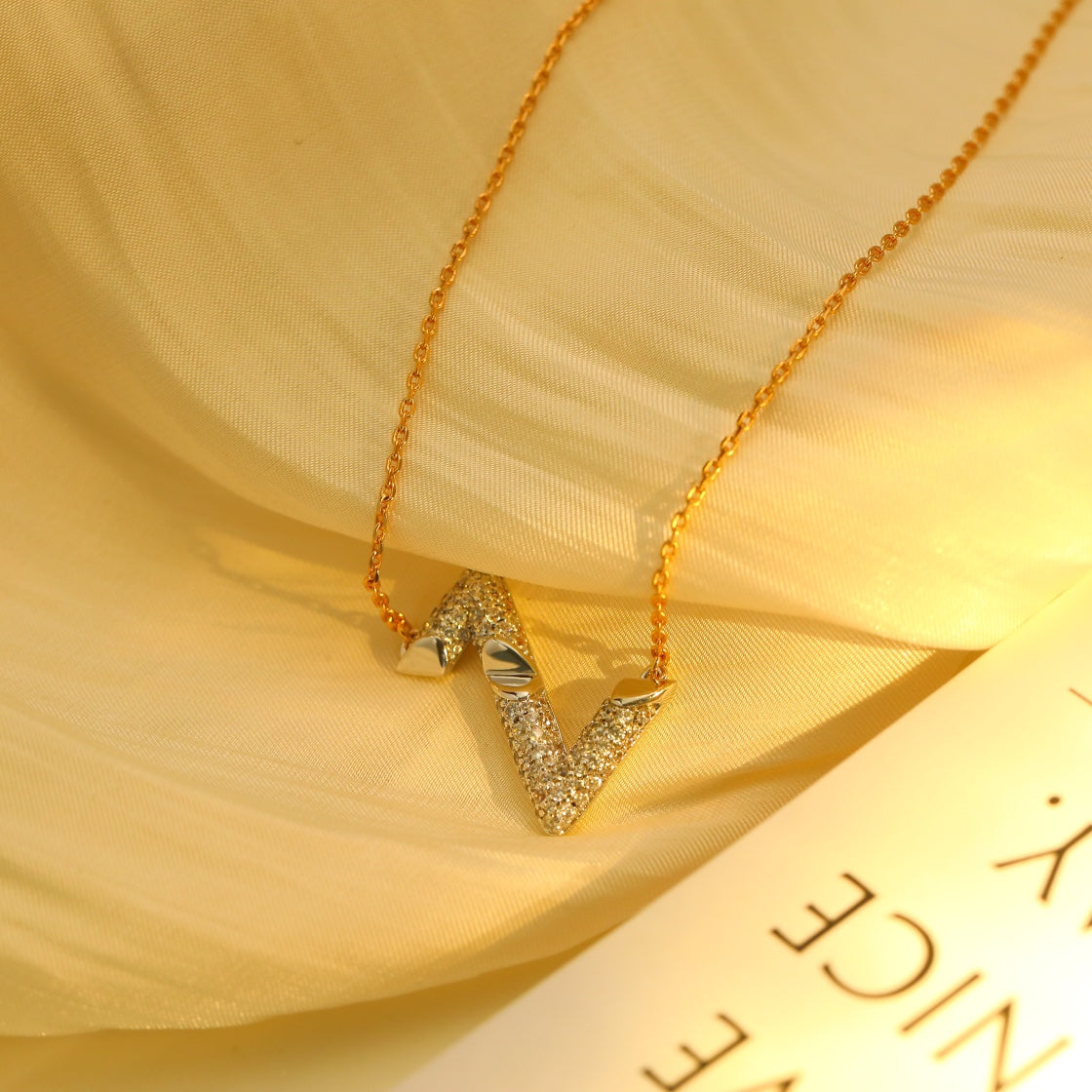 [BloomBling]VOLT SILVER DIAMOND PEDANT NECKLACE