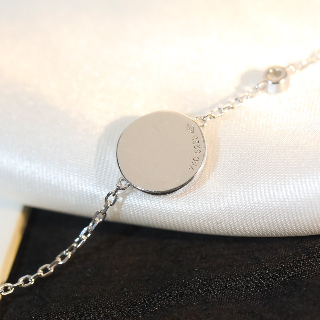 [BloomBling]SUN MOTIF PINK MOP SILVER BRACELET