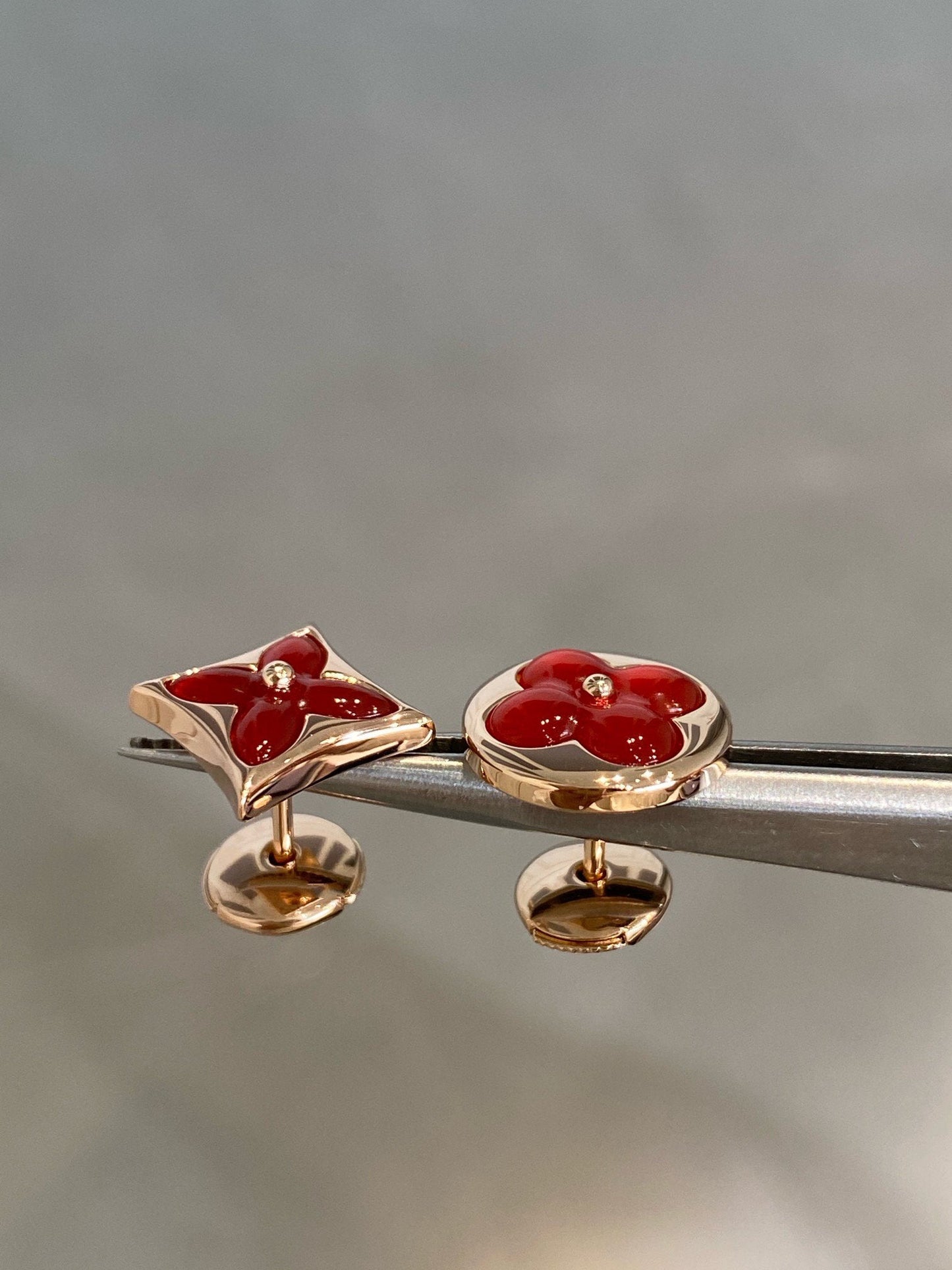 [BloomBling]STAR AND SUN PINK GOLD CARNELIAN STUD EARRINGS