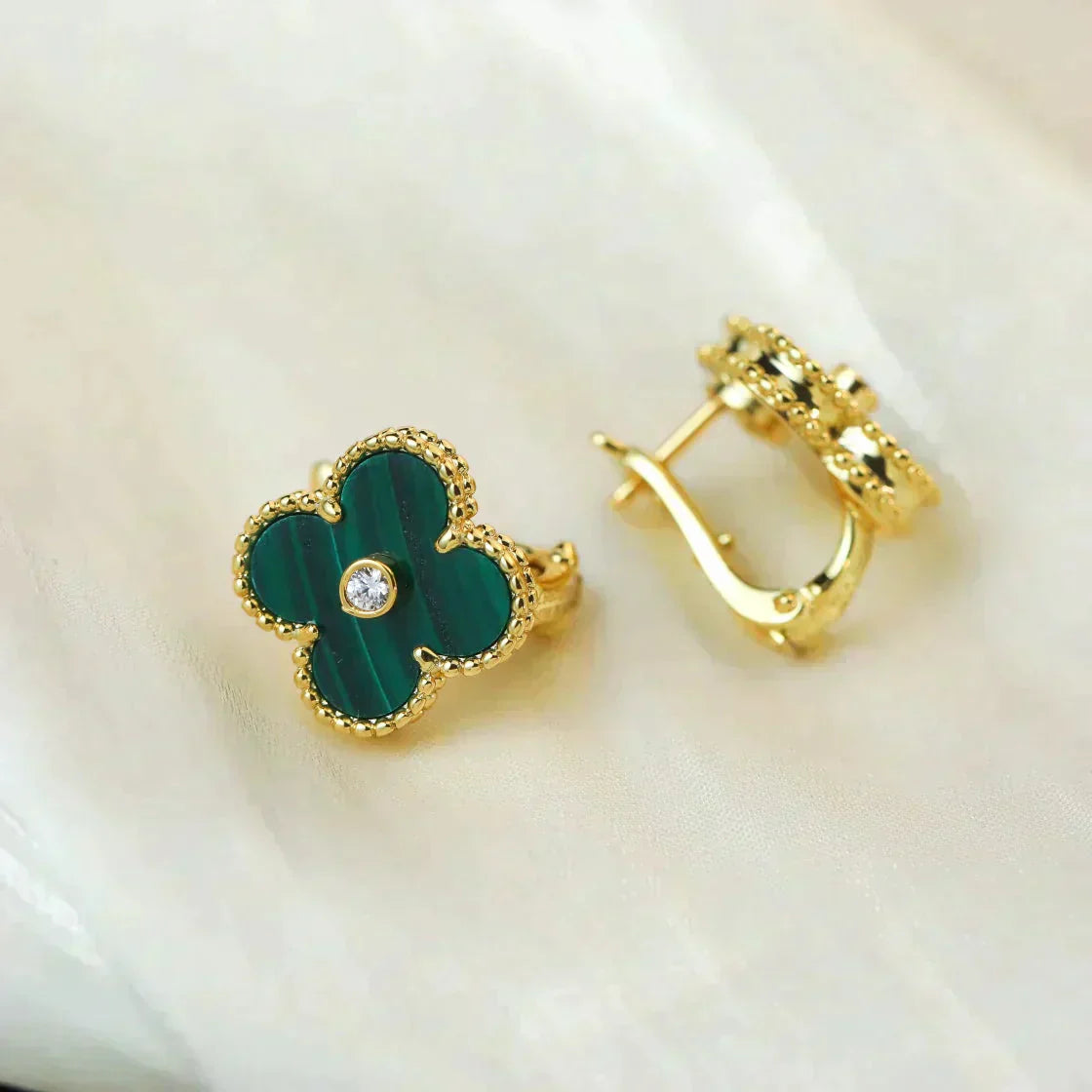 [BloomBling]CLOVER MEDIUM 1 MOTIFS MALACHITE DIAMOND EARRINGS