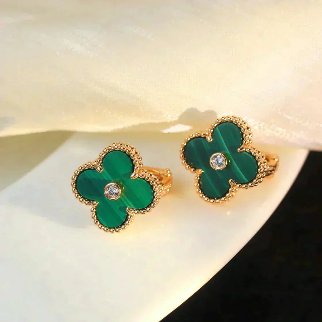 [BloomBling]CLOVER MEDIUM 1 MOTIFS MALACHITE DIAMOND EARRINGS