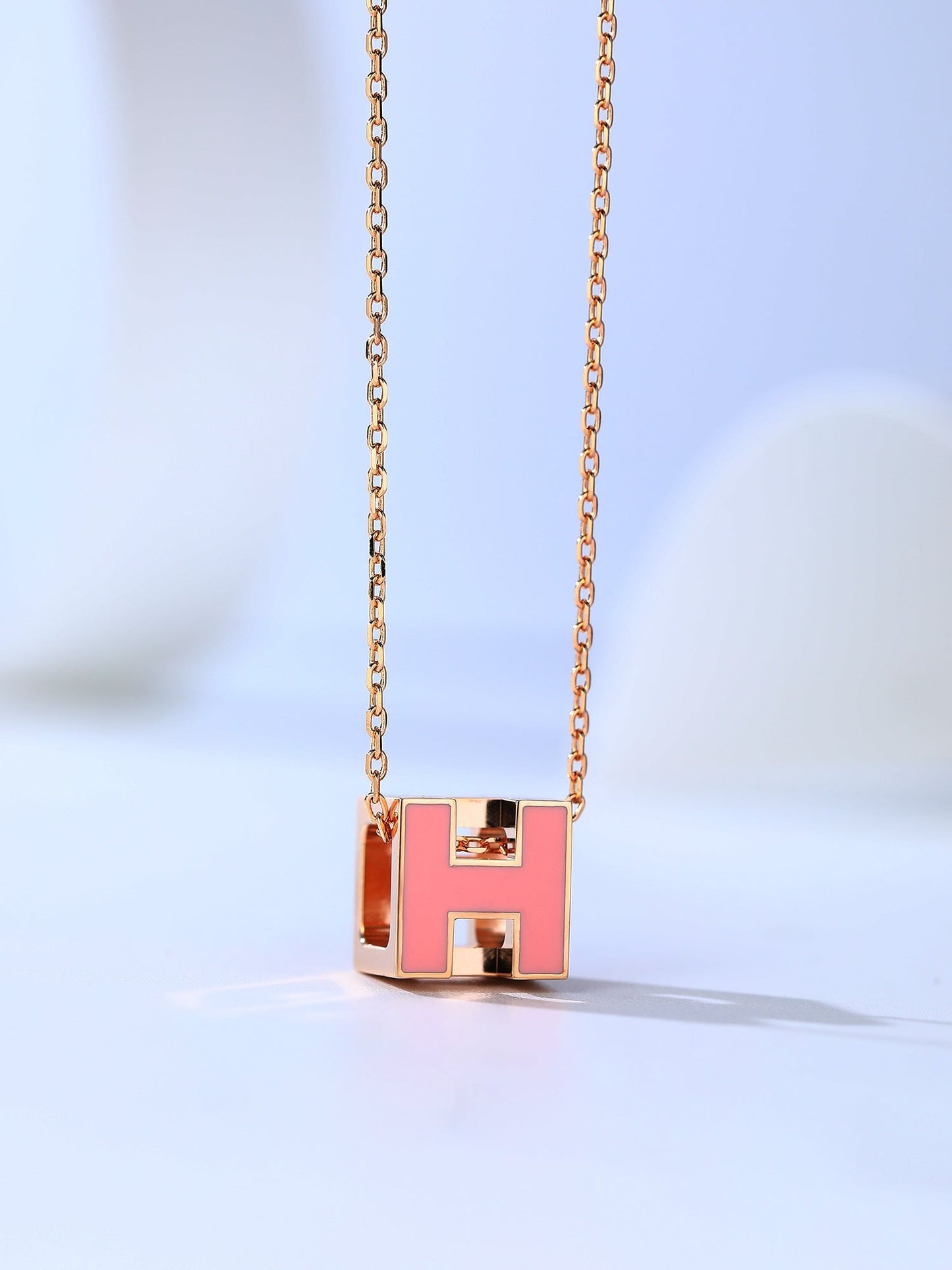 [BloomBling]H CAGE PINK GOLD NECKLACE
