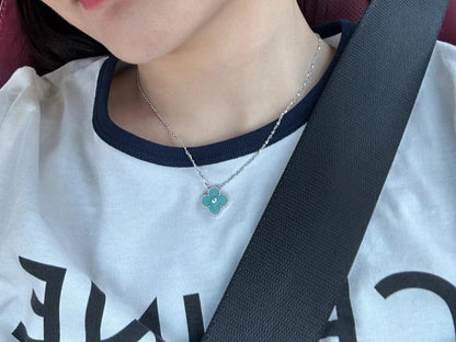 [BloomBling]CLOVER 1 DIAMOND LIGHT BLUE SILVER NECKLACE