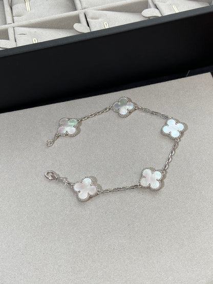 [BloomBling]CLOVER SILVER MOP 5 MOTIF BRACELET