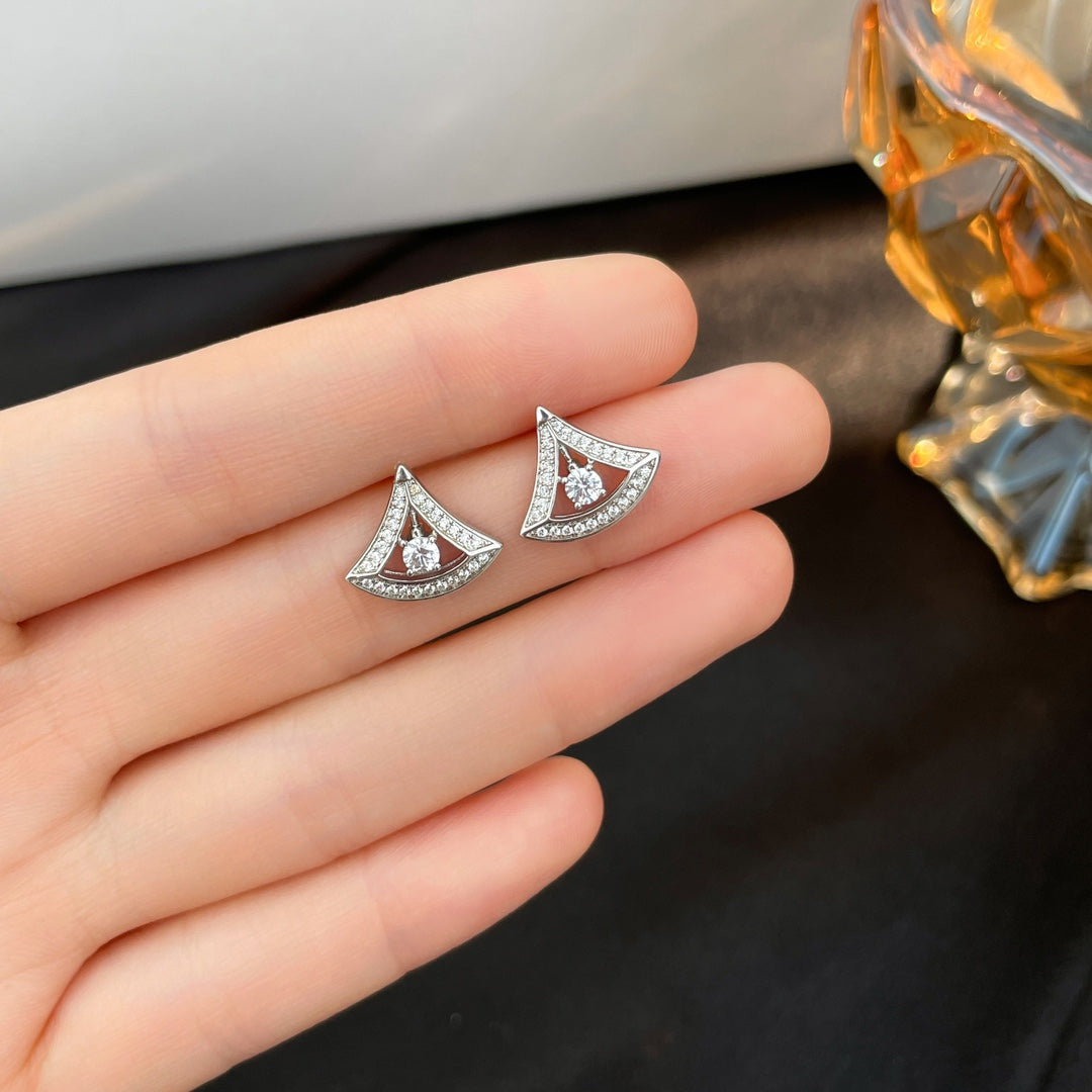 [BloomBling]DREAM MINI DIAMOND STUD EARRINGS