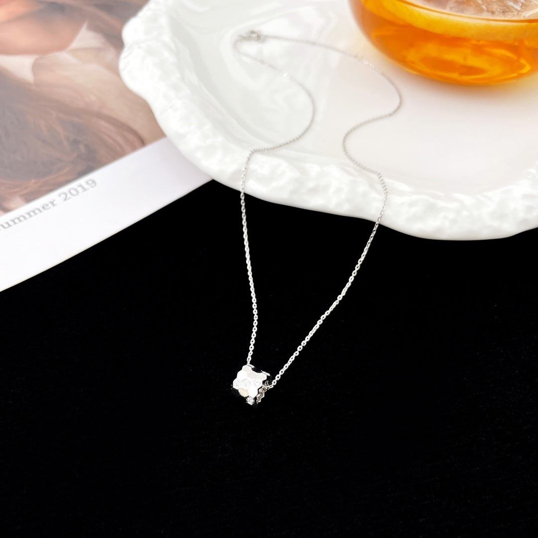 [BloomBling]BEE MINI PEDANT DIAMOND NECKLACE