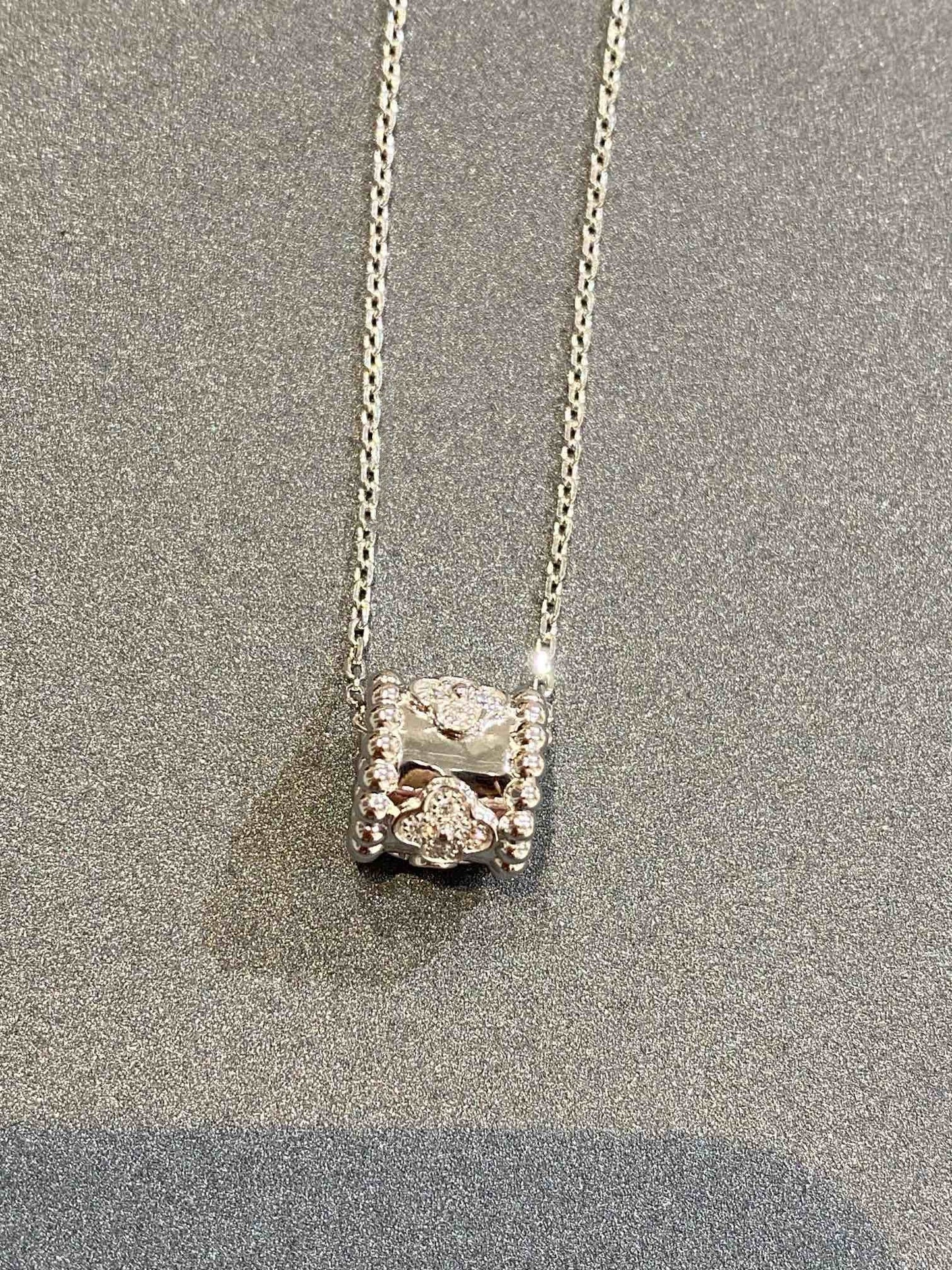 [BloomBling]PERLEE PEDANT SIVLER DIAMOND NECKLACE