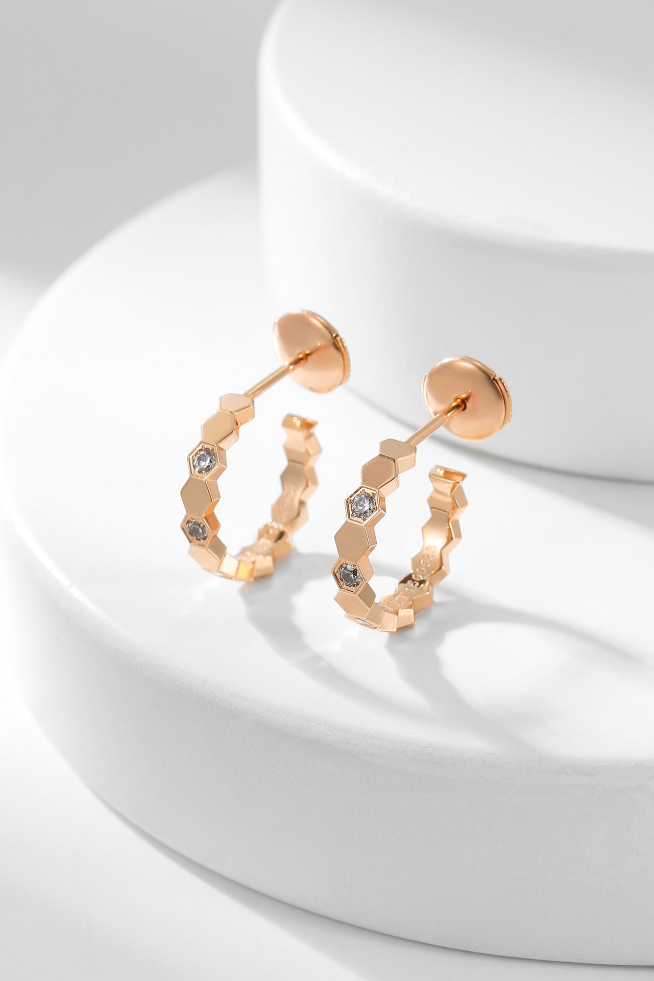 [BloomBling]BEE LOVE DIAMOND HOOP EARRINGS