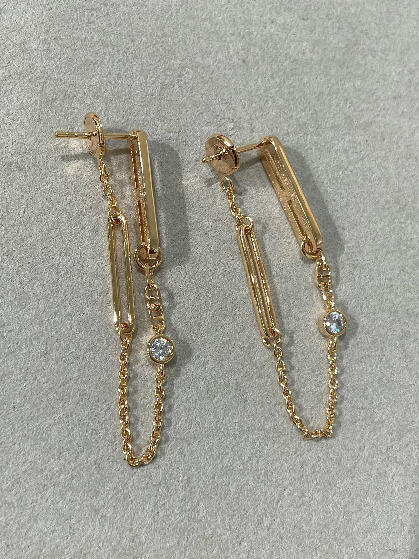 [BloomBling]CHAINE CHAOS DIAMOND DROP EARRINGS